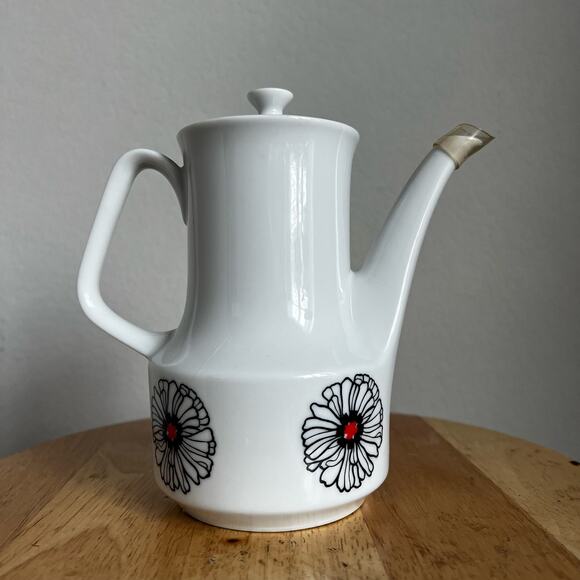 Mid-Century Modern Flower Teapot - Picture 8 of 9